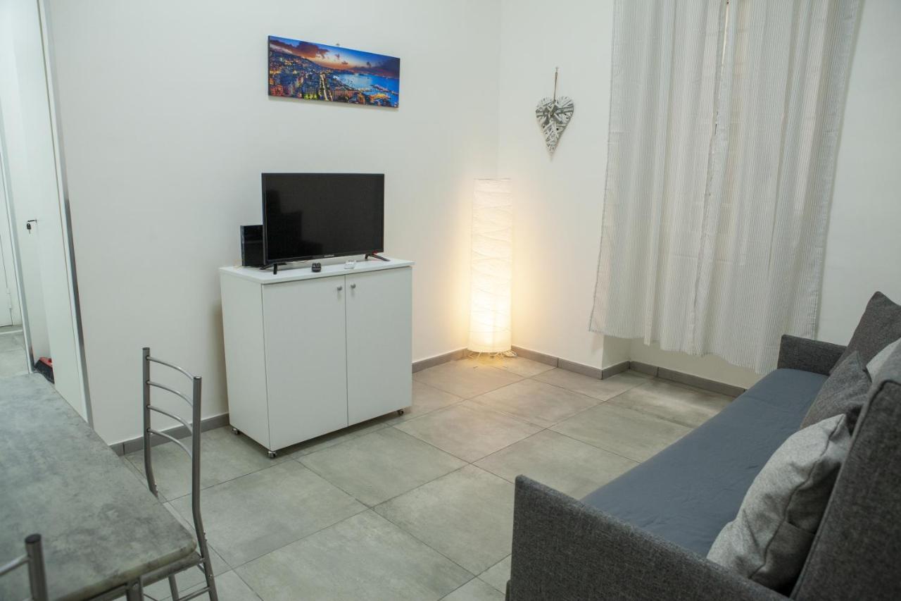Na' Stanza In Piazza Apartment Naples Luaran gambar