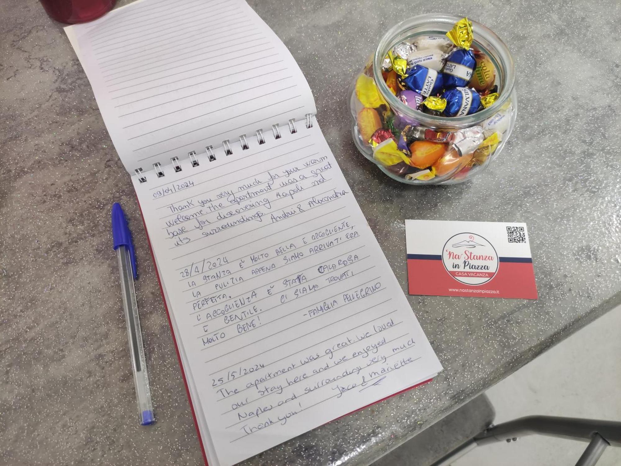 Na' Stanza In Piazza Apartment Naples Luaran gambar
