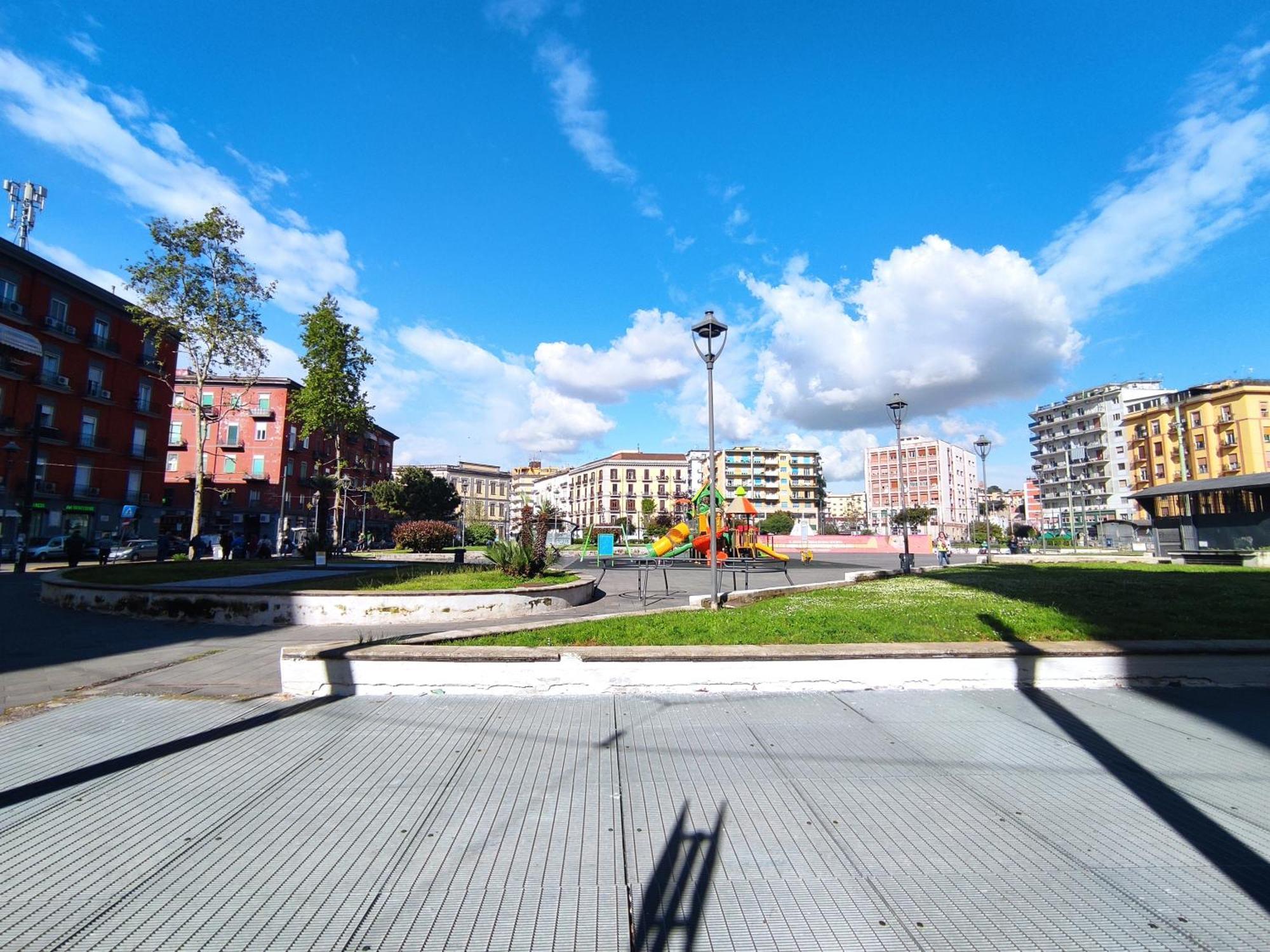 Na' Stanza In Piazza Apartment Naples Luaran gambar