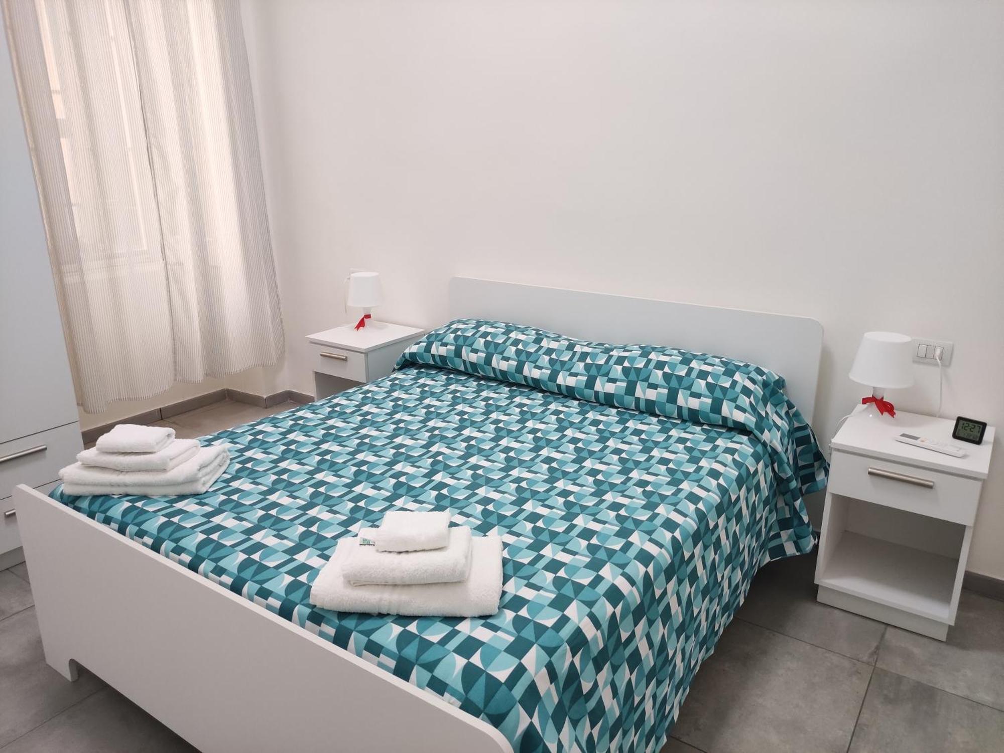Na' Stanza In Piazza Apartment Naples Luaran gambar
